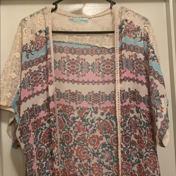 Used L/XL Maurices Floral Kimono - Picture 3 of 8